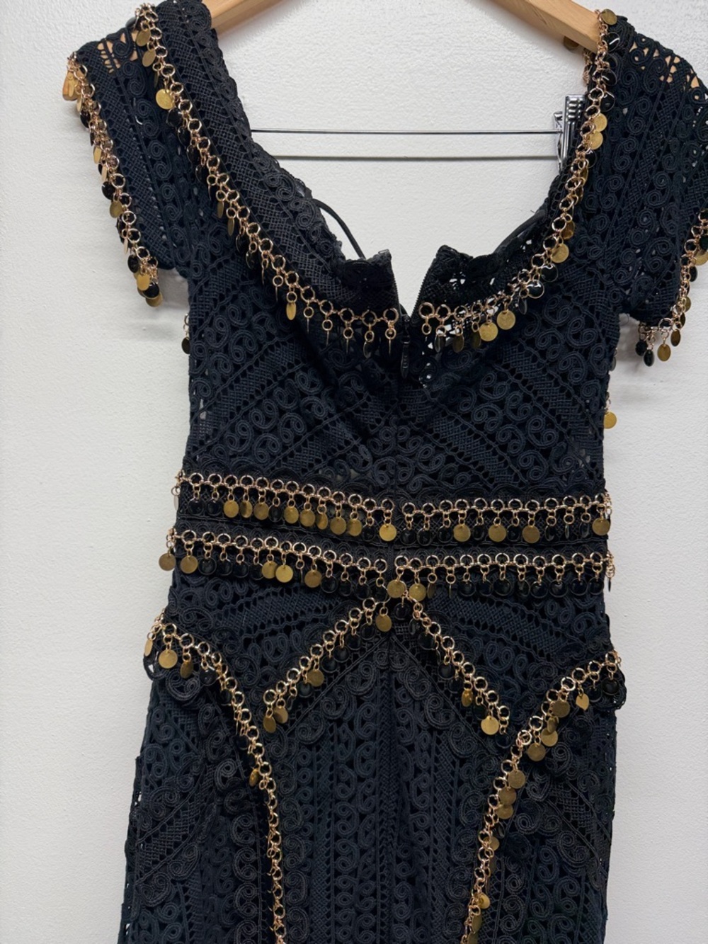 Thurley Indigo Mini Dress Off Shoulder Lace Mesh Metal Chain Black New Size 4 - Picture 7 of 10